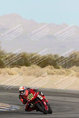 media/Dec-07-2025-CVMA (Sun) [[3e7d2de5dc]]/Race 9-Formula UL Shootout/